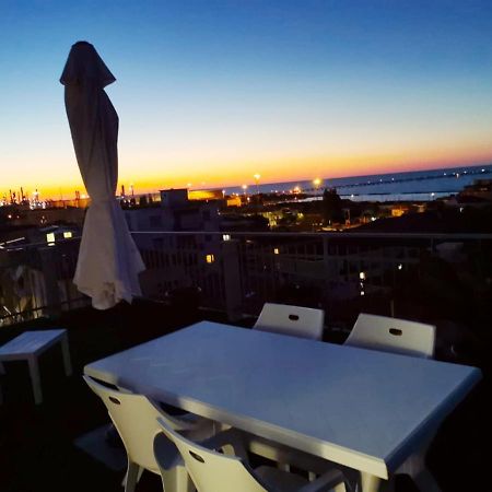 La Terrazza Apartamento Falconara Marittima Exterior foto