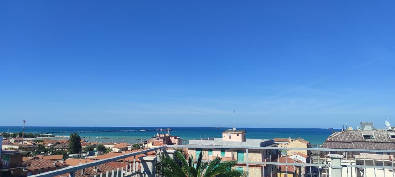 La Terrazza Apartamento Falconara Marittima Exterior foto